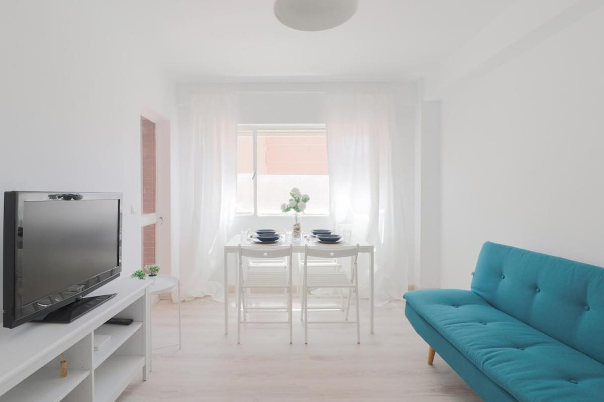 Apartament C85 - Brand New 3 Bedroom By The Center *